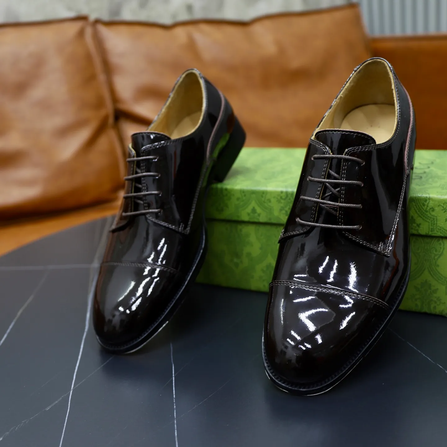 Men's shoes 💰660💰🙅‍♂️🙅‍♂️🙅‍♂️Niuli Brand: Gucci GuCCI Standard code: Men's code 39-44 (45 can be customized) Grade: Same style as the official website Original quality Material: Original cowhide surface Comfortable cowhide lining Original outsole Style category: Men's fashionable casual leather shoes Distinguished big-name luxury elements, top luxury Color: actual picture color